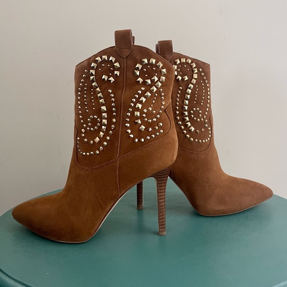 Used Michael Kors leather(suede) high heels brown boots,size 7,5 - Picture 2 of 9
